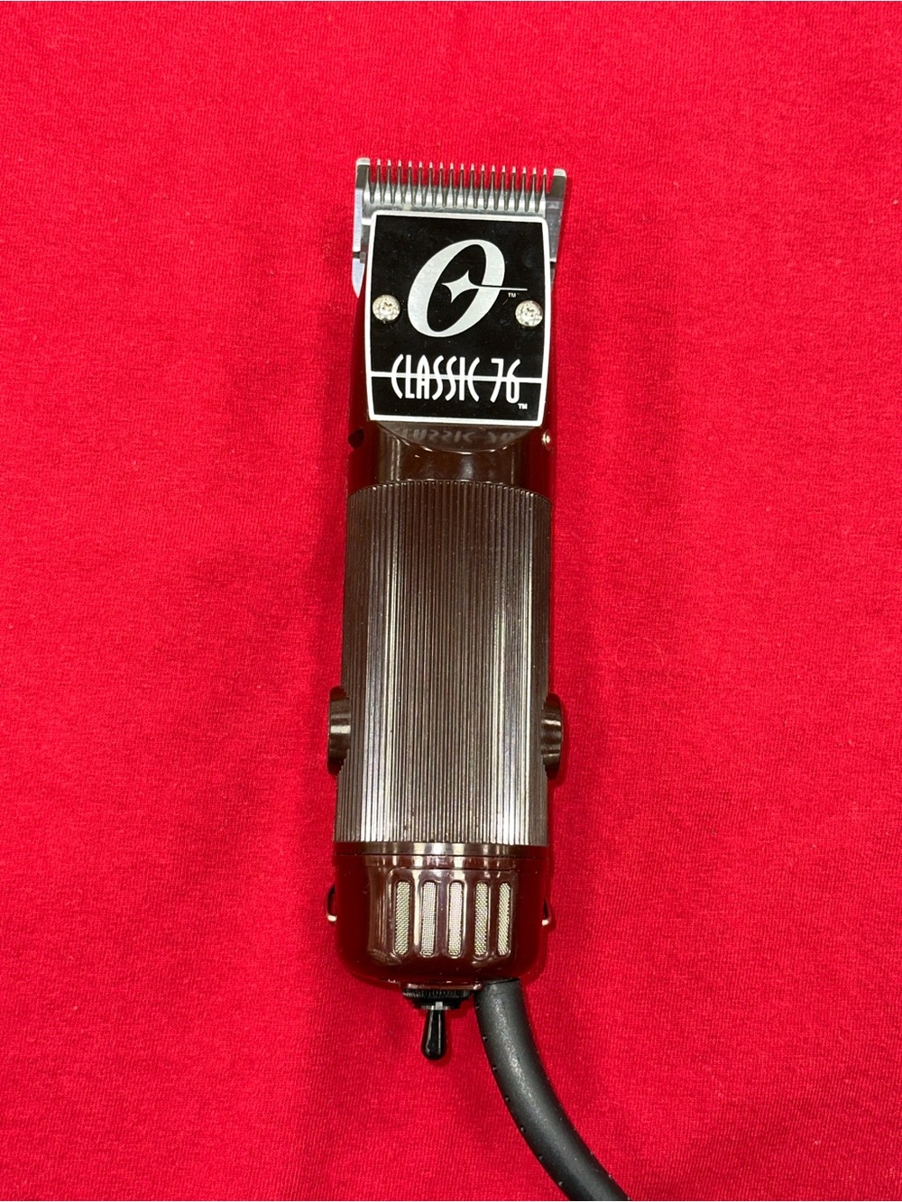 Oster Classic 76 Universal Motor Clipper With 2.4mm Size 1 Blade CLEAN TESTED